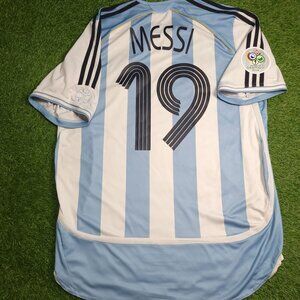 Messi Argentina 2006 WORLD CUP Home Soccer Jersey Shirt L SKU# 739802 AZB001